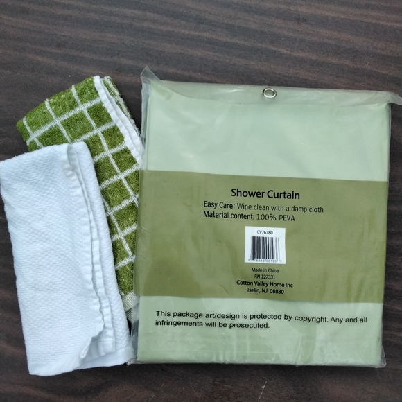 New Cotton Valley green shower curtain and 2 towels🏡 - Picture 6 of 8